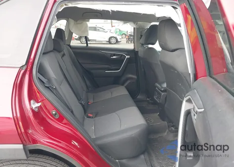 2021 Toyota Rav4 Xle z USA, uszkodzony, nr VIN 2T3P1RFV4MW184573